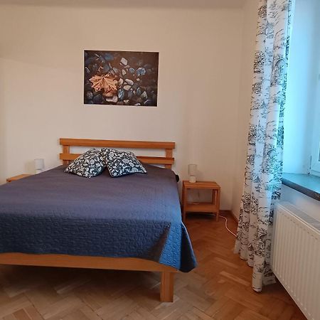 Willa Stary Dom Warszawa Zewnętrze zdjęcie