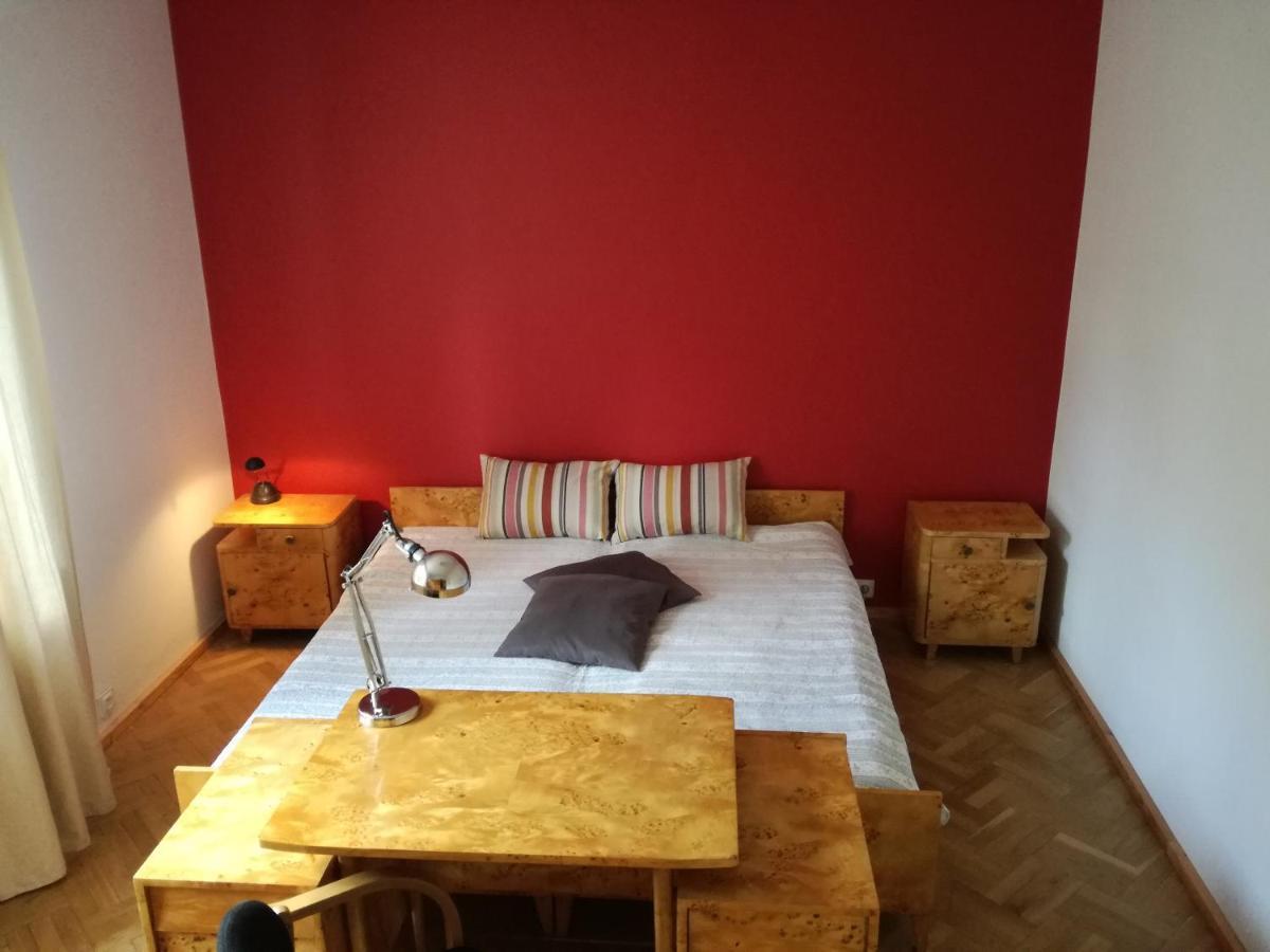 Willa Stary Dom Warszawa Zewnętrze zdjęcie