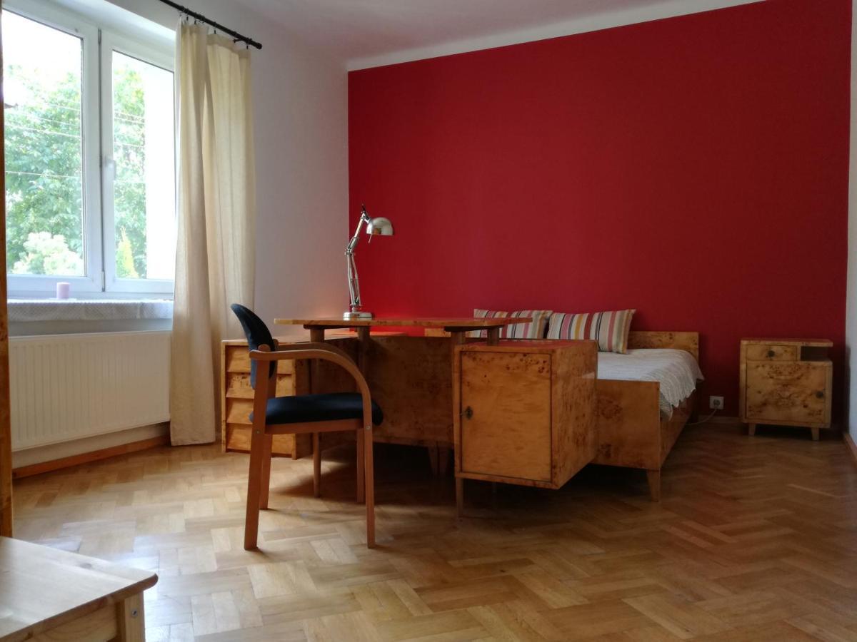 Willa Stary Dom Warszawa Zewnętrze zdjęcie