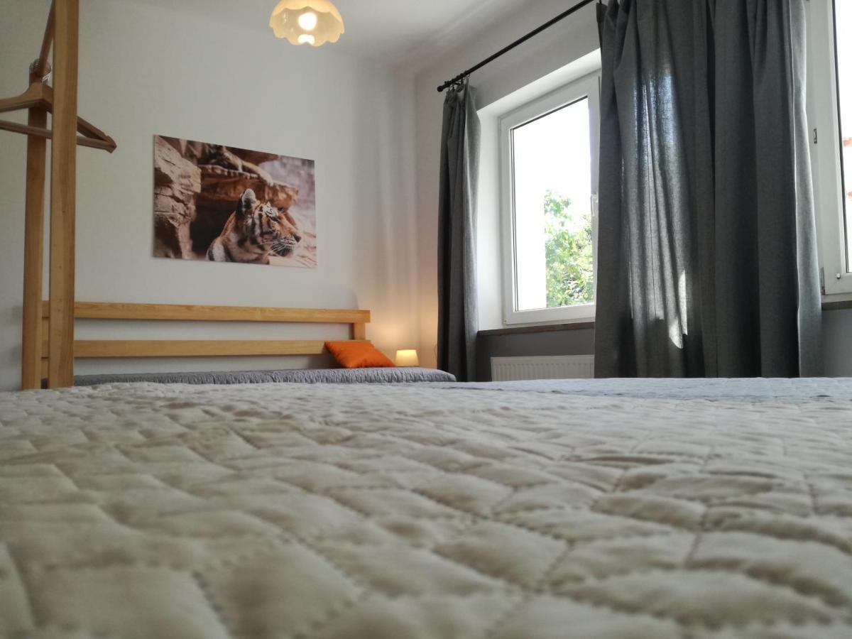 Willa Stary Dom Warszawa Zewnętrze zdjęcie